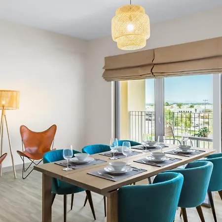 New Fully Serviced 2Br Apartment Al Ain Exterior photo