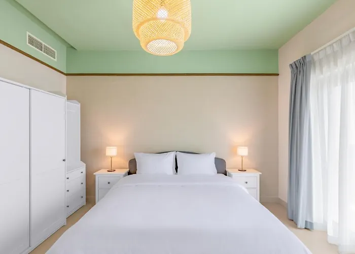 New Fully Serviced 2Br Apartment